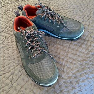 LLBean Waterproof & Insulated Trail Shoes, Size 8M